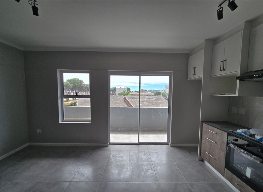 1 Bedroom Property for Sale in Table View Western Cape